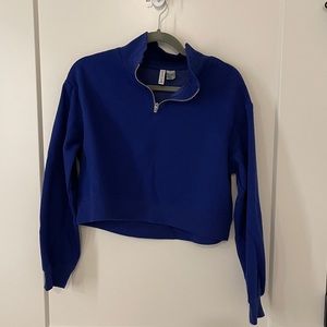 H&M Long Sleeve Sweater Crop